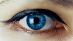 Każda osoba o niebieskich oczach na Ziemi pochodzi od jednego wspólnego przodka – wynika z badań