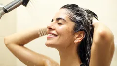 Jak myć włosy raz w tygodniu, aby były czyste i zdrowe